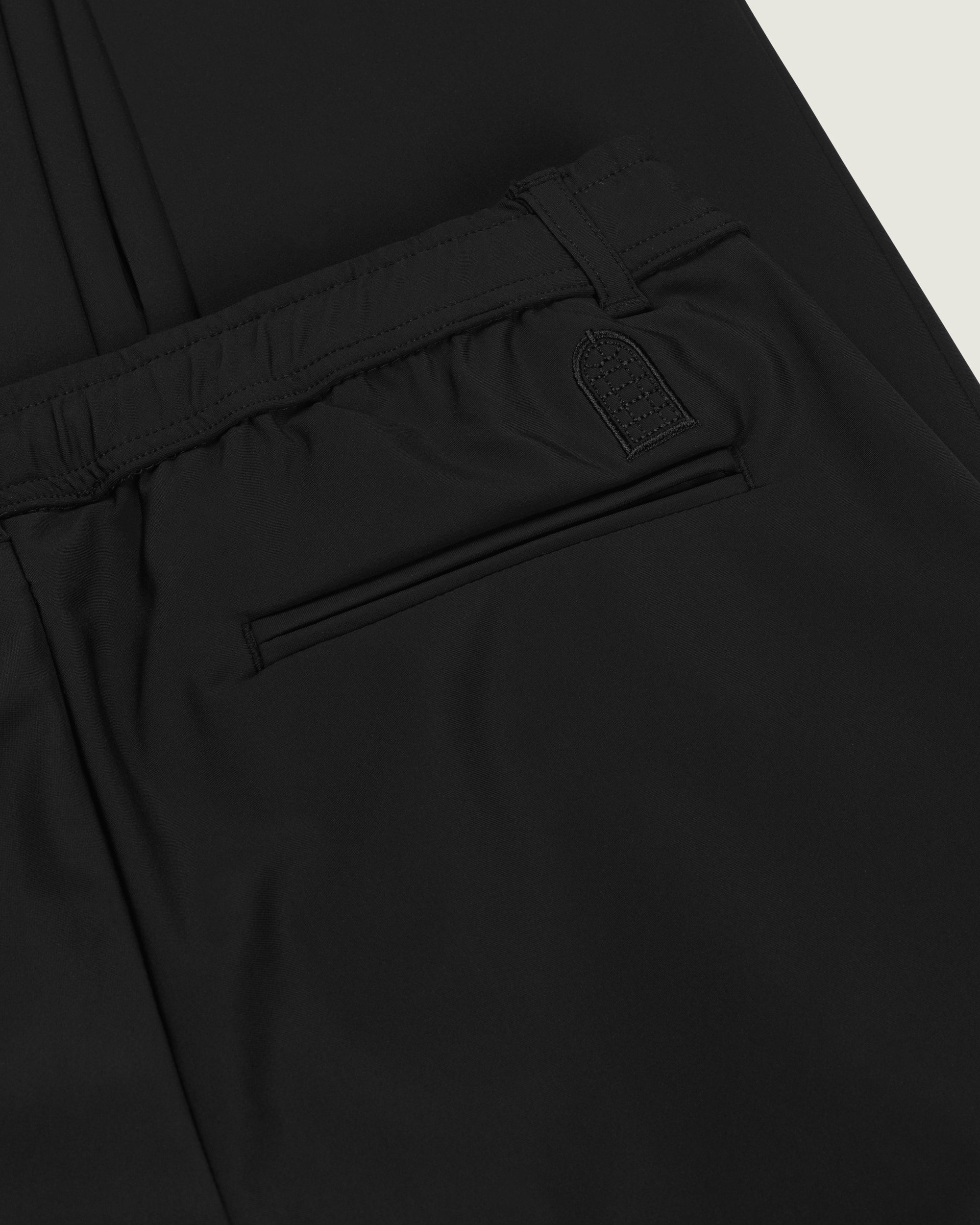 DUQUEZZI DYNAMIC CHINO | Black