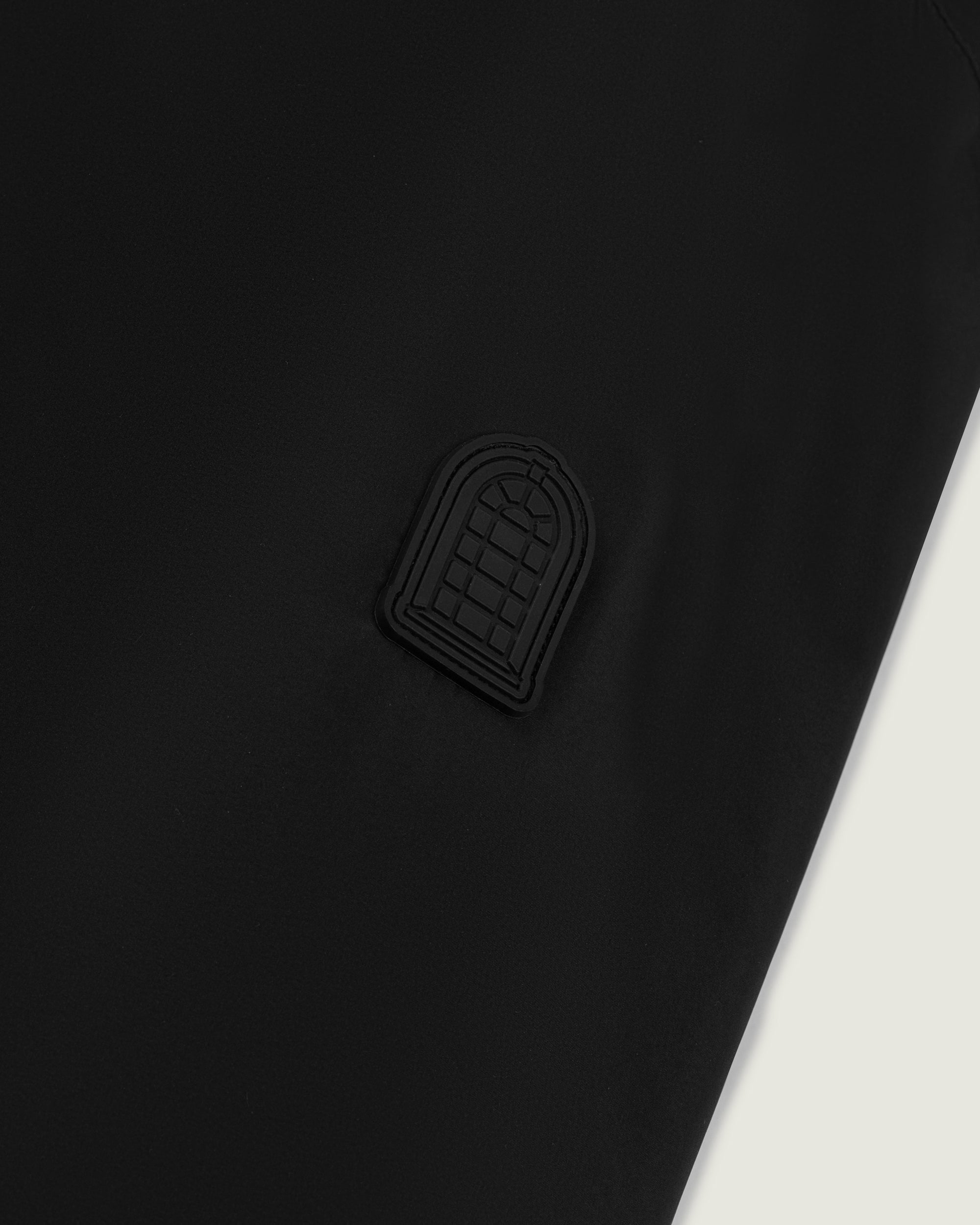 DUQUEZZI HOODED REVERSIBLE BOMBER | Black