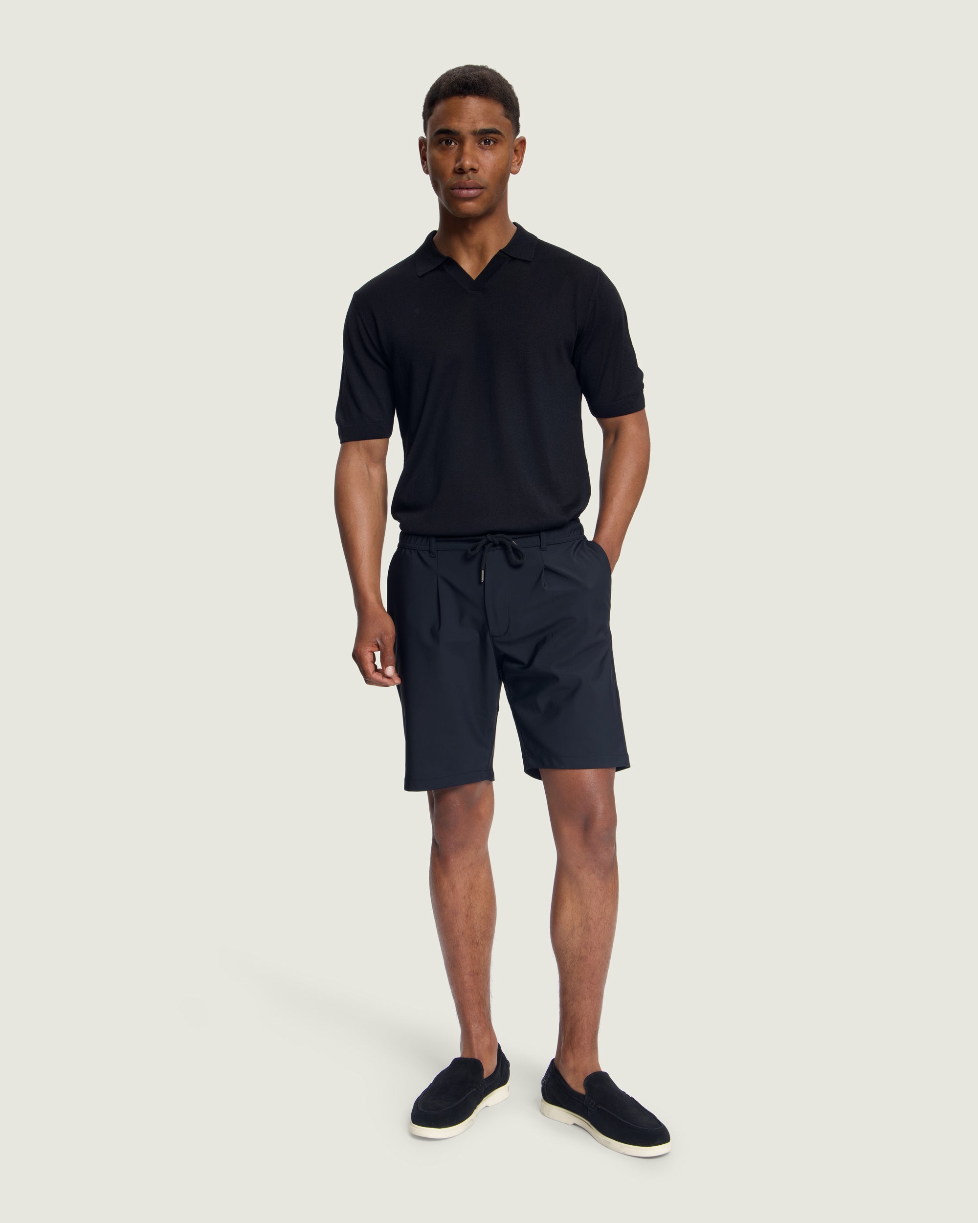 DUQUEZZI MERINO BUTTONLESS POLO | Black