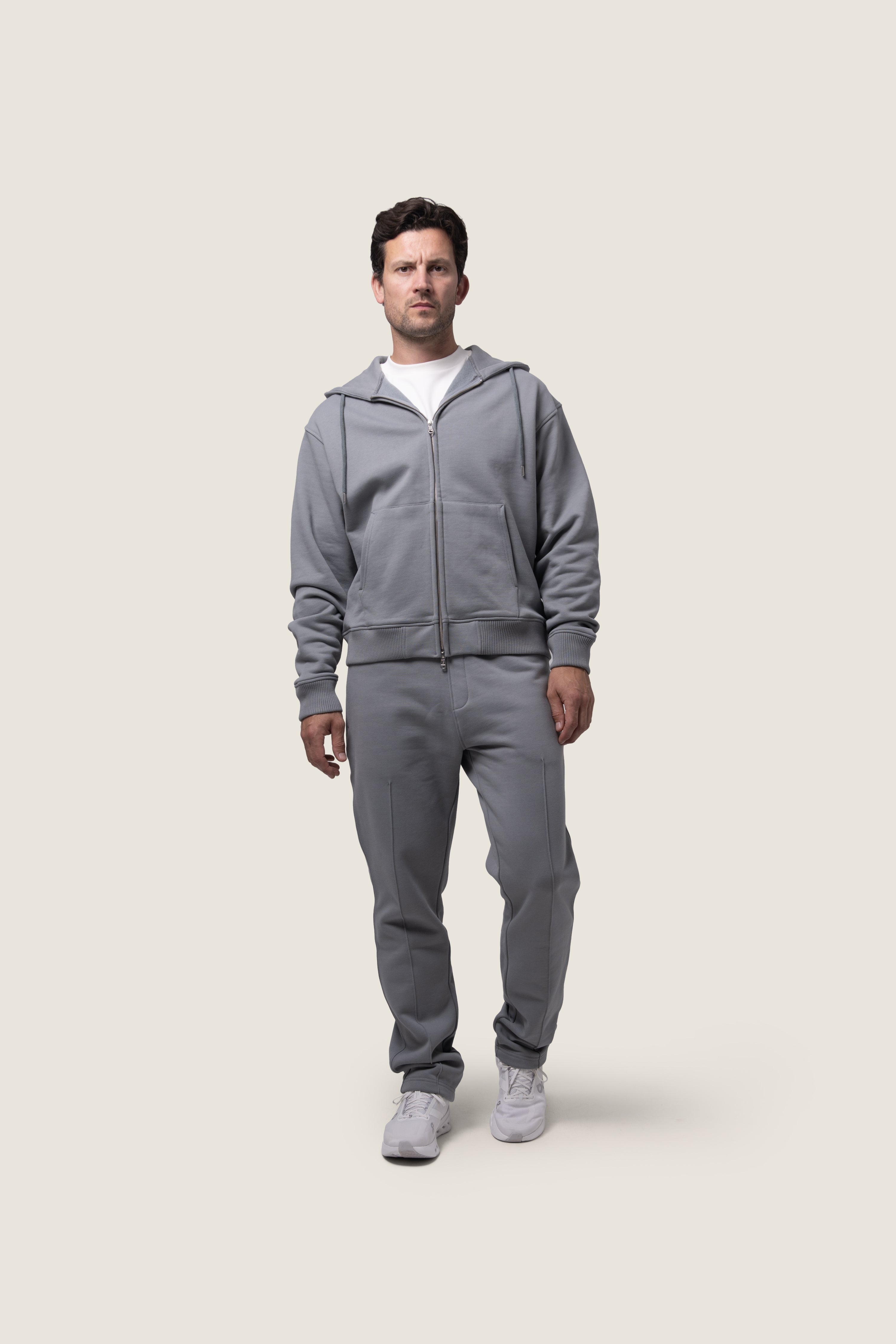 DUQUEZZI ELEGANT TAILORED TRACKPANTS | Dark Grey